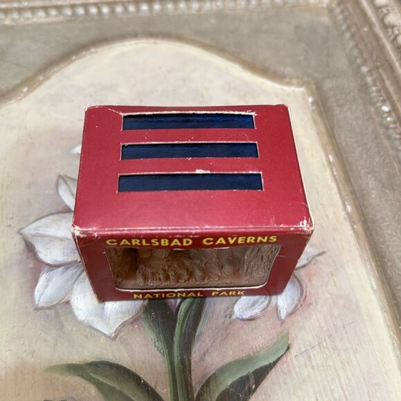 Vintage 3D Big Room Carlsbad Caverns National Park Diorama Souvenir Box - Picture 8 of 14